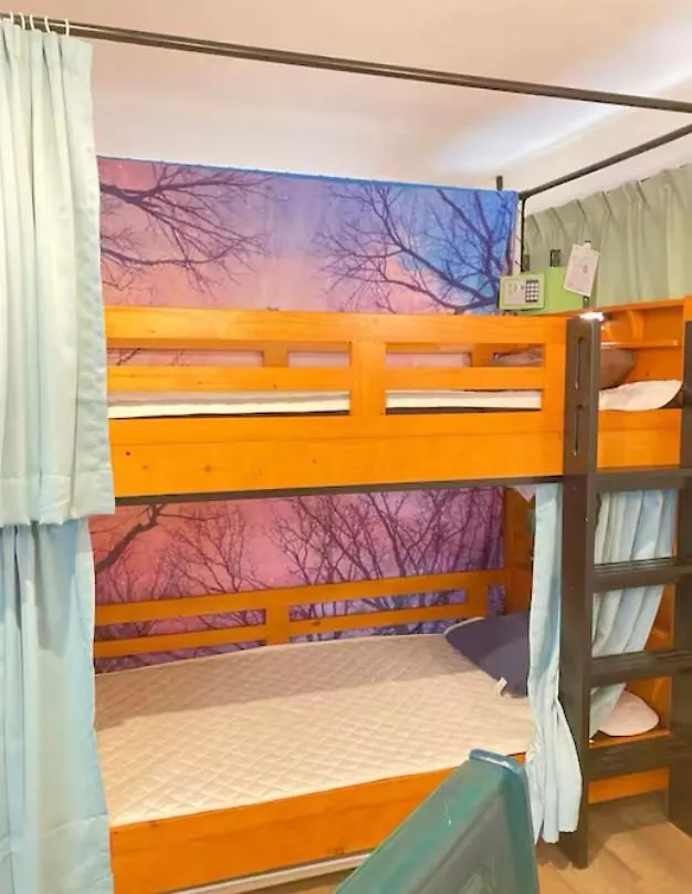 יוקוהאמה Minato Hostel