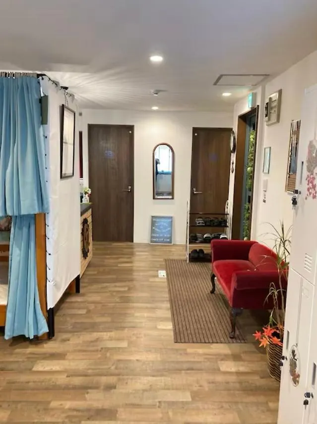 יוקוהאמה Minato Hostel 0*,  יפן